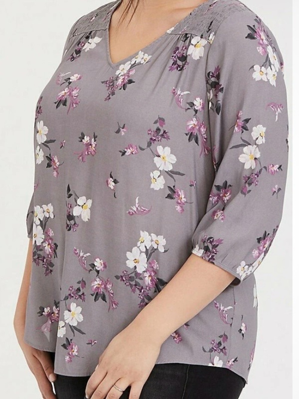 Torrid Gray Floral V-Neck Blouse with Pink Accents Size 2